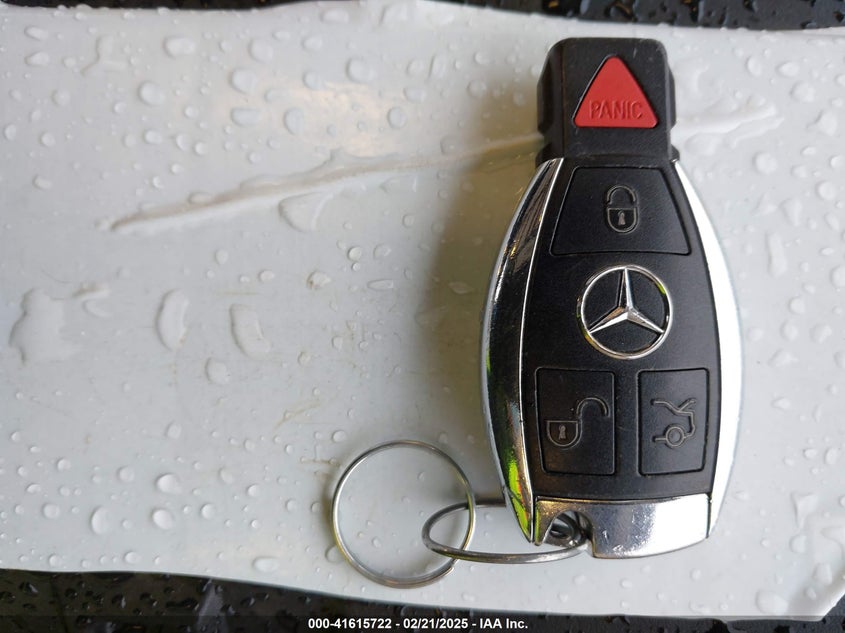 2013 MERCEDES-BENZ C 350 SPORT - WDDGF5HB7DG147211