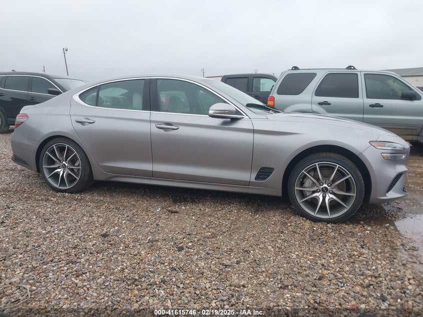 2024 GENESIS G70 VIN: KMTG34SC8RU142611