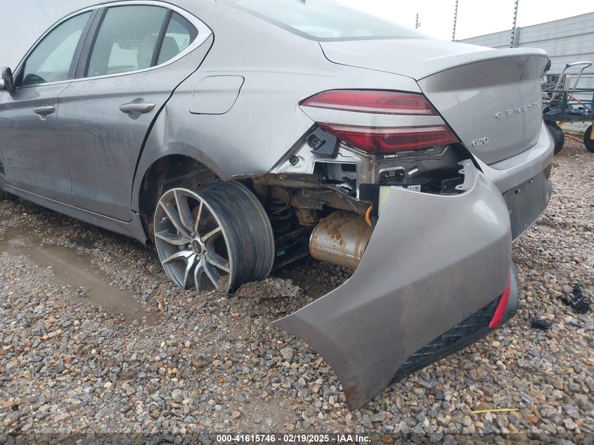 2024 GENESIS G70 VIN: KMTG34SC8RU142611