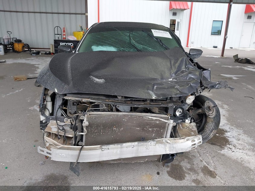 2016 HONDA CIVIC VIN: 19XFC1F3XGE200572