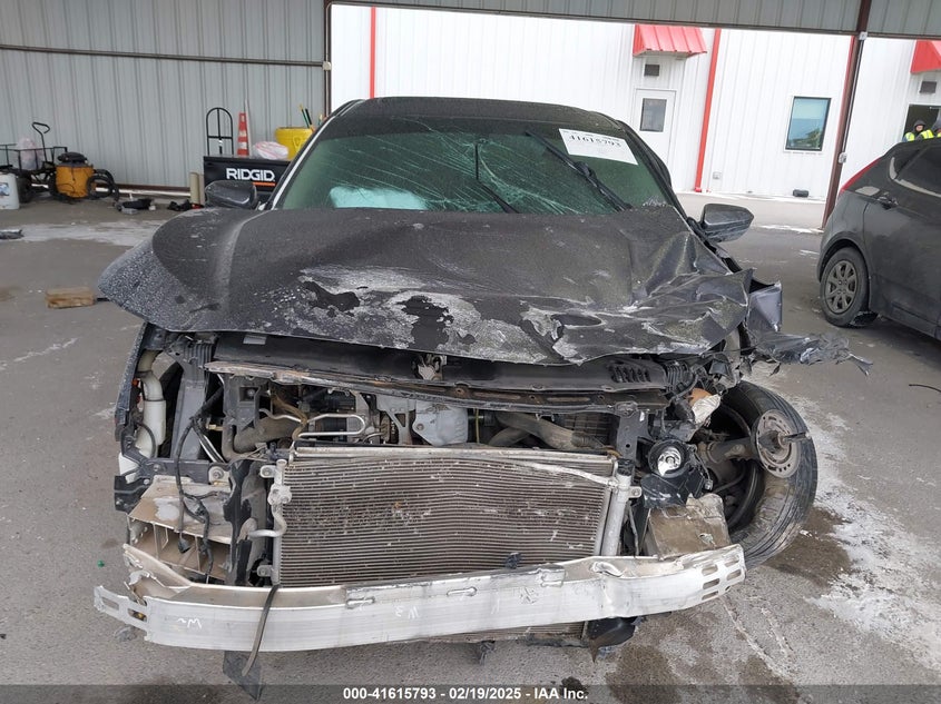 2016 HONDA CIVIC VIN: 19XFC1F3XGE200572