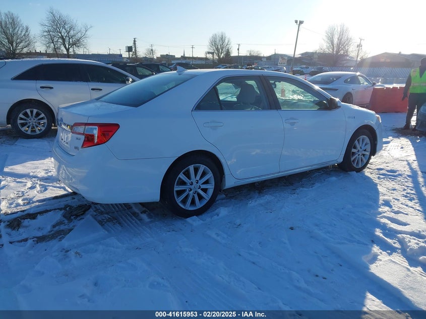 2014 TOYOTA CAMRY HYBRID VIN: 4T1BD1FK1EU109493