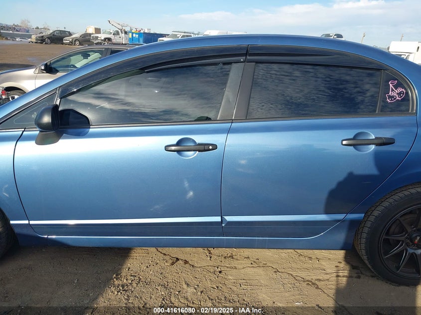2010 HONDA CIVIC VIN: 19XFA1F33AE016295