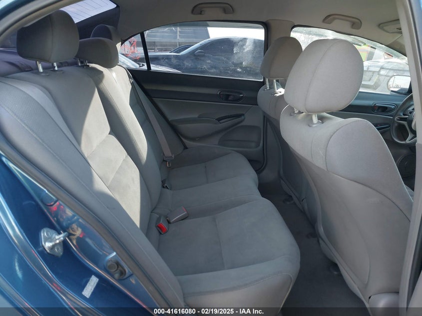 2010 HONDA CIVIC VIN: 19XFA1F33AE016295