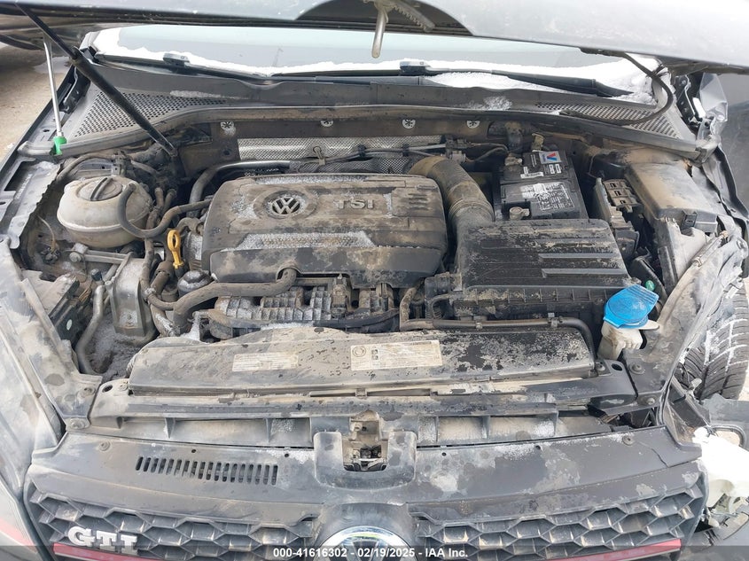 2015 VOLKSWAGEN GOLF GTI 2.0T SE 4-DOOR - 3VW4T7AU1FM070225