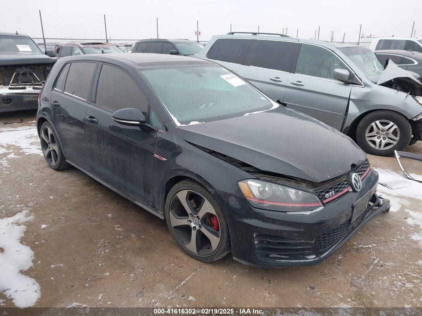 2015 VOLKSWAGEN GOLF GTI 2.0T SE 4-DOOR - 3VW4T7AU1FM070225