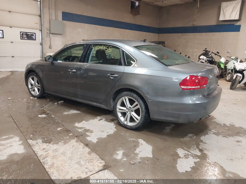 Vin: 1vwbn7a30ec106768, lot: 42108948, volkswagen passat 2.0l tdi se 20143