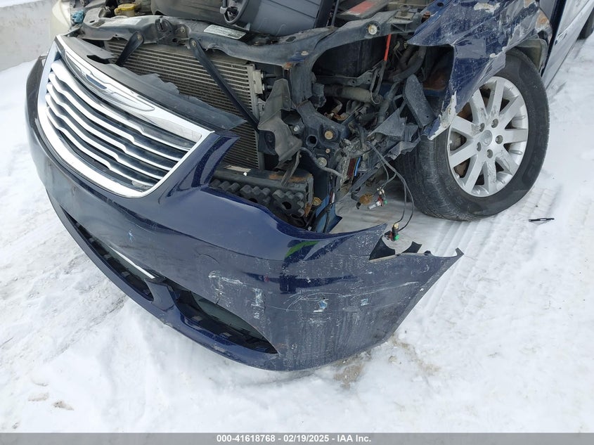 2014 Chrysler Town & Country Touring VIN: 2C4RC1BG3ER157985 Lot: 41618768