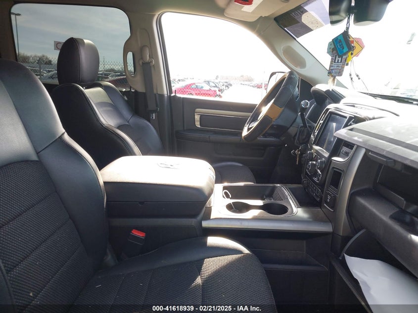 2018 RAM 2500 BIG HORN  4X4 6'4 BOX - 3C6UR5DL6JG344445