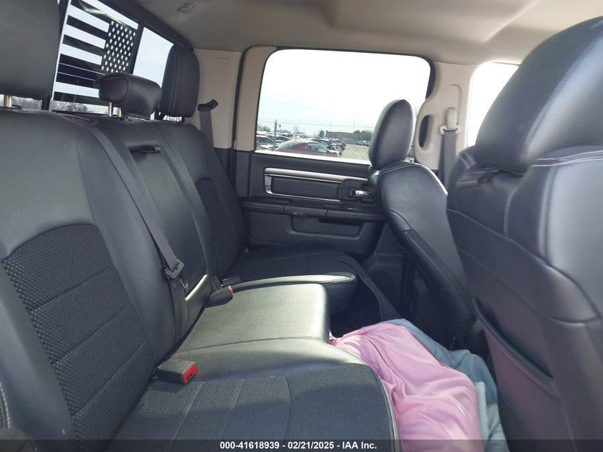 2018 RAM 2500 BIG HORN  4X4 6'4 BOX - 3C6UR5DL6JG344445