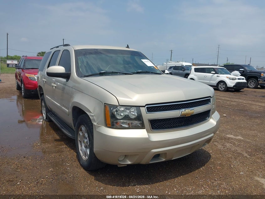 2007 CHEVROLET TAHOE VIN: 1GNFC13077R126520