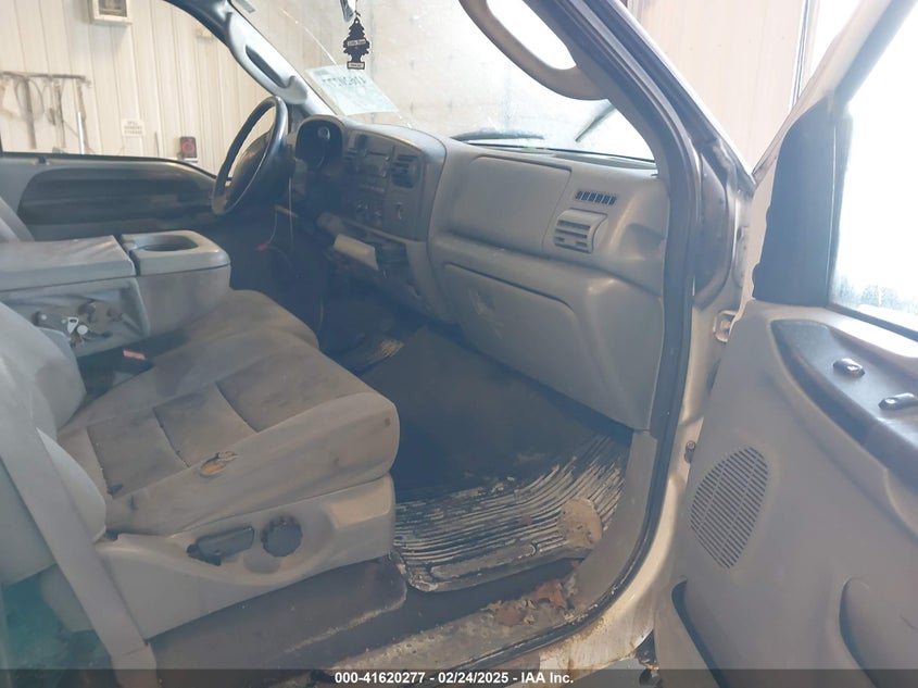 2006 FORD F-250 VIN: 1FTSW21P56ED13121