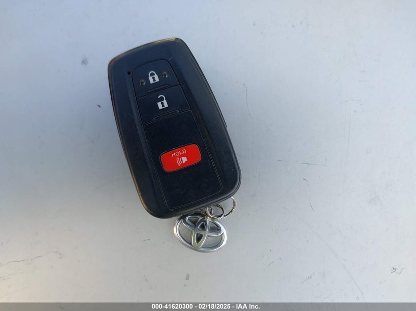 2019 TOYOTA COROLLA VIN: JTNK4RBE2K3052656