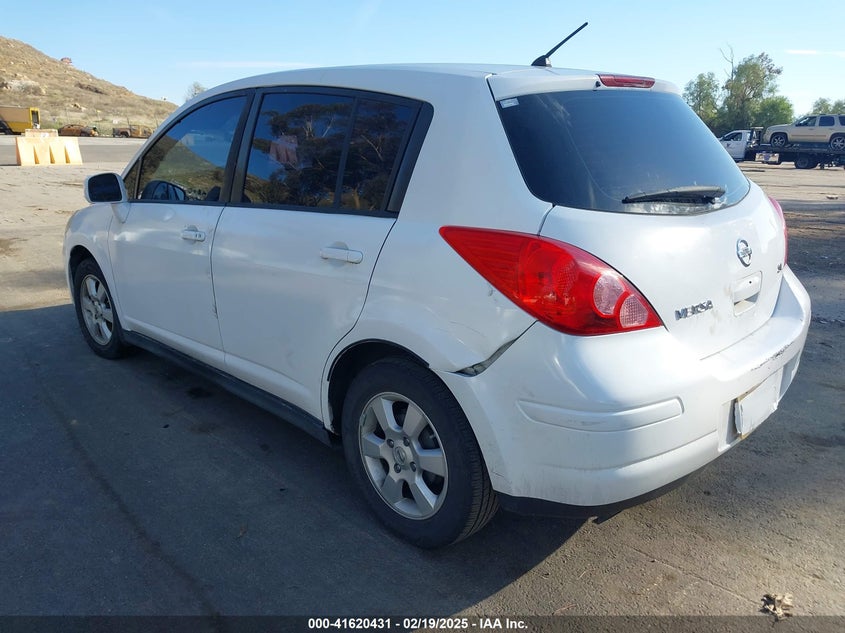 2009 NISSAN VERSA VIN: 3N1BC13E19L389134