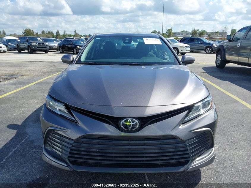 2022 TOYOTA CAMRY VIN: 4T1C11AK4NU636433