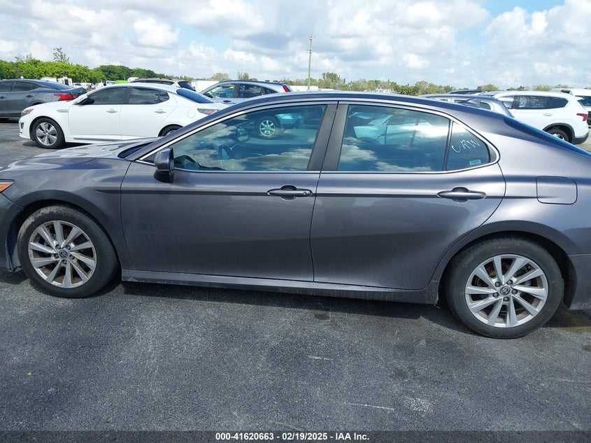 2022 TOYOTA CAMRY VIN: 4T1C11AK4NU636433