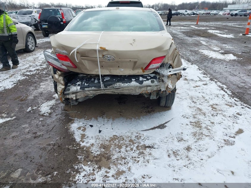 2010 TOYOTA CAMRY VIN: 4T1BF3EK2AU026849