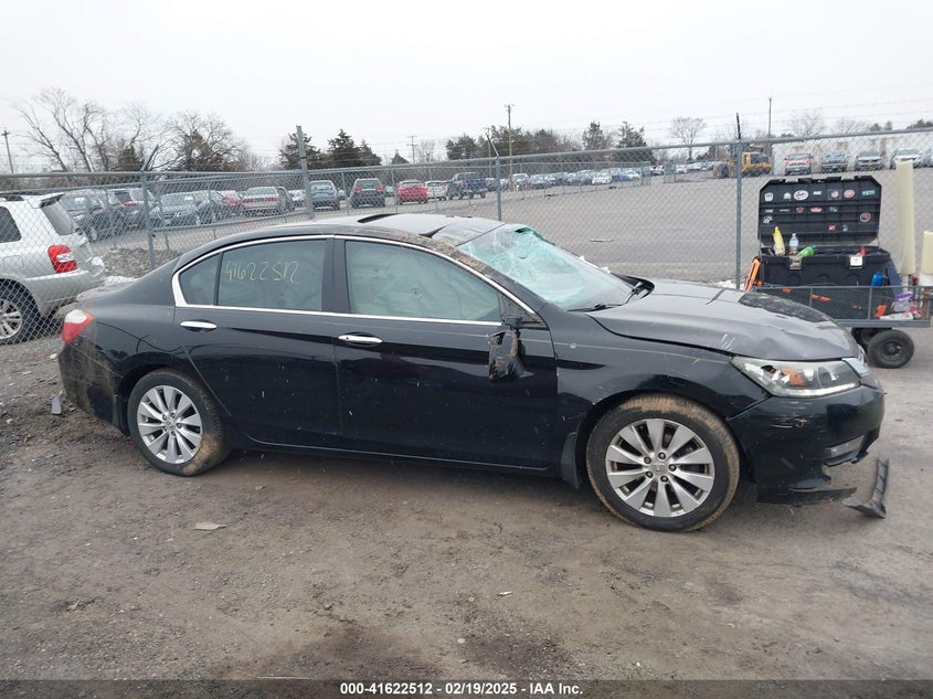 2014 HONDA ACCORD VIN: 1HGCR3F82EA003440
