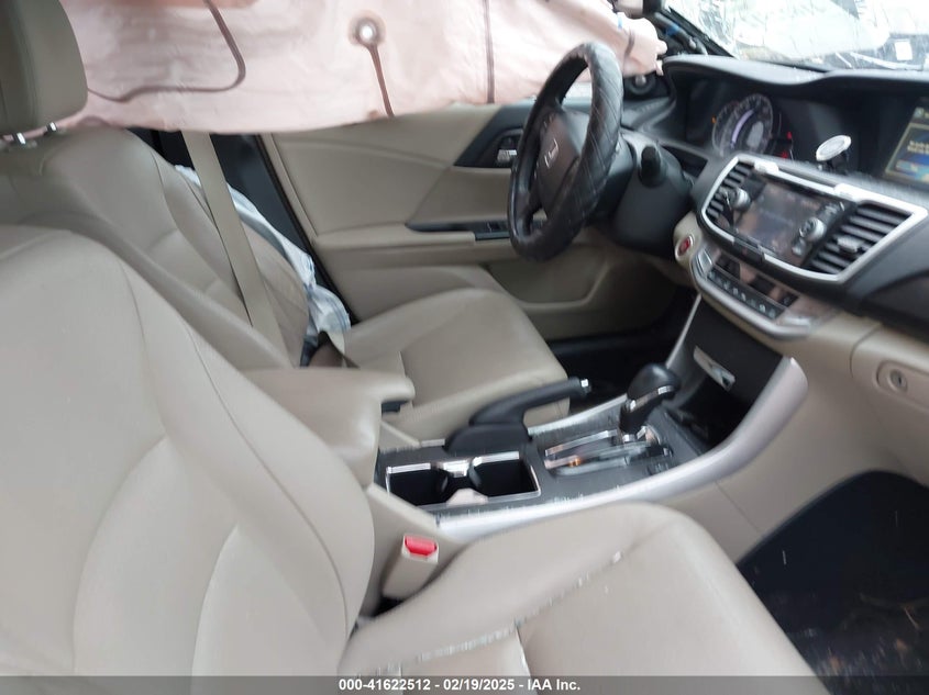 2014 HONDA ACCORD VIN: 1HGCR3F82EA003440