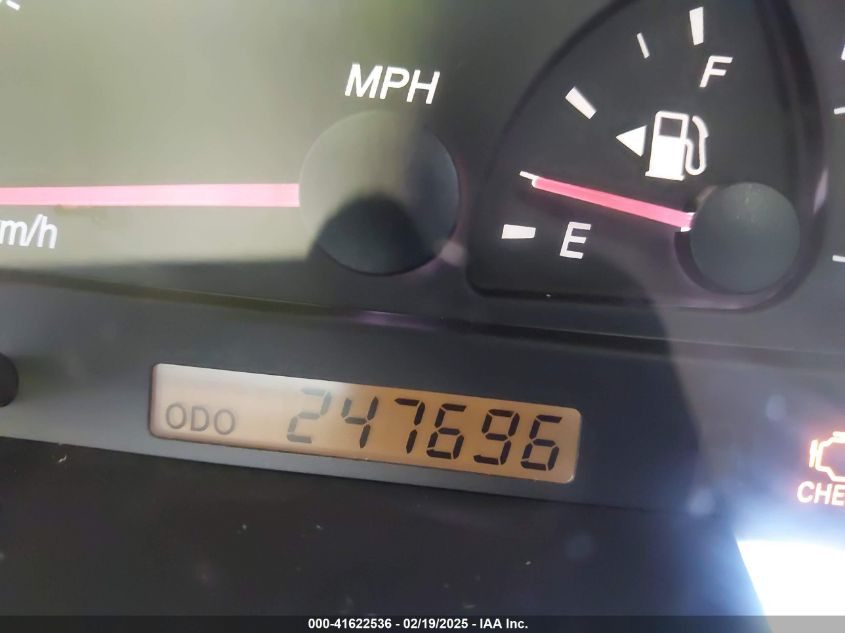 2004 Toyota Camry Le VIN: 4T1BE32K14U853494 Lot: 41622536