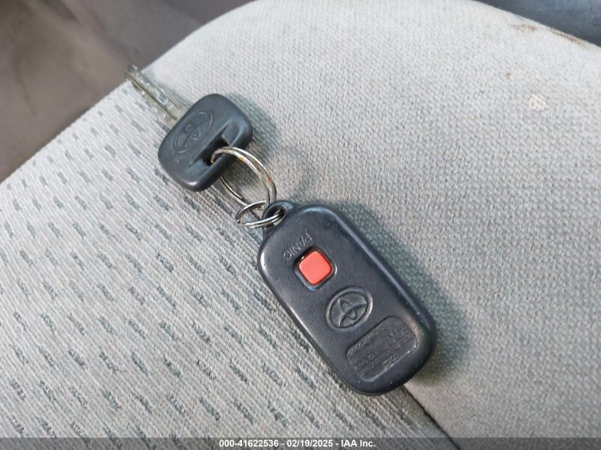 2004 Toyota Camry Le VIN: 4T1BE32K14U853494 Lot: 41622536