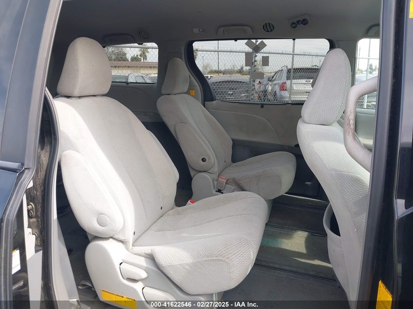2012 TOYOTA SIENNA VIN: 5TDJK3DC0CS037989