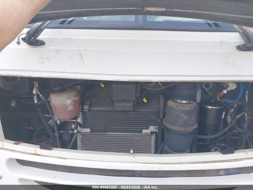 2002 Ford F550 Super Duty Stripped Chass VIN: 1FCMF53S920A09728 Lot: 41623287