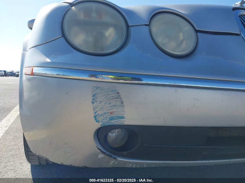 2005 Jaguar S-Type 4.2L V8 VIN: SAJWA01U35HN18607 Lot: 41623325