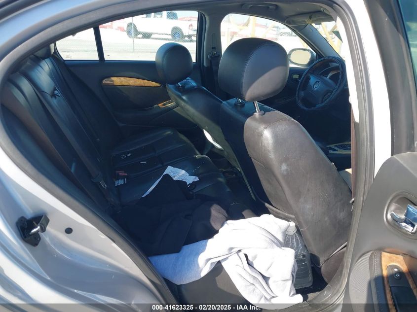 2005 Jaguar S-Type 4.2L V8 VIN: SAJWA01U35HN18607 Lot: 41623325