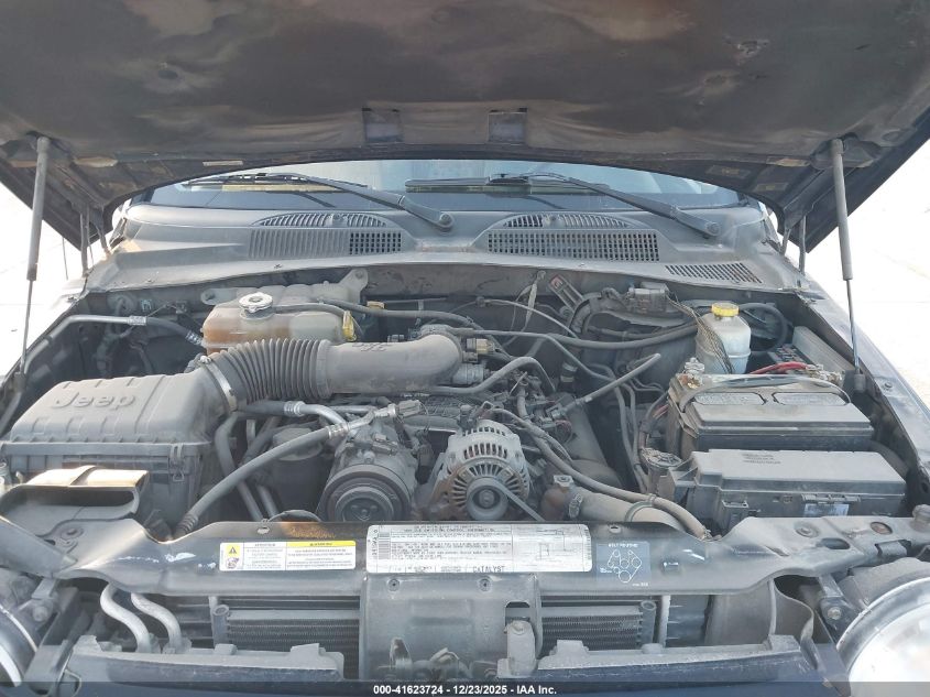 2006 Jeep Liberty Sport VIN: 1J4GK48K56W261565 Lot: 41623724