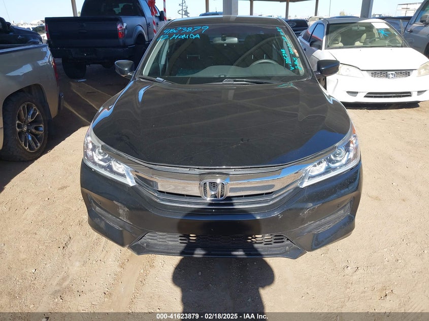 2017 HONDA ACCORD VIN: 1HGCR2F35HA275208