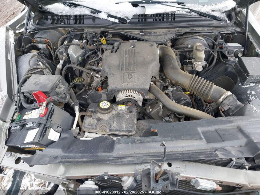 2004 Mercury Grand Marquis Gs VIN: 2MEFM74W04X647770 Lot: 41623912