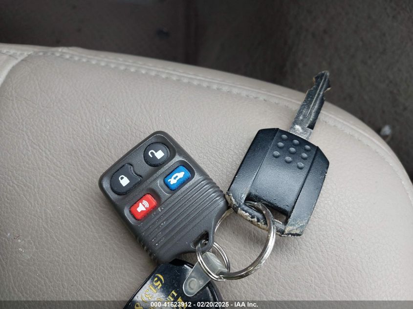 2004 Mercury Grand Marquis Gs VIN: 2MEFM74W04X647770 Lot: 41623912