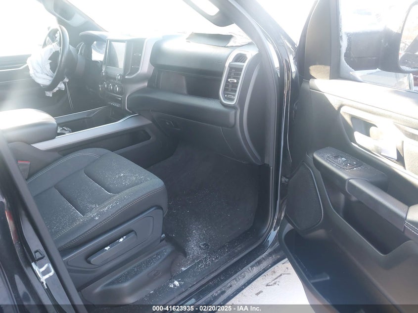 2022 RAM 1500 VIN: 1C6SRFBT5NN202973