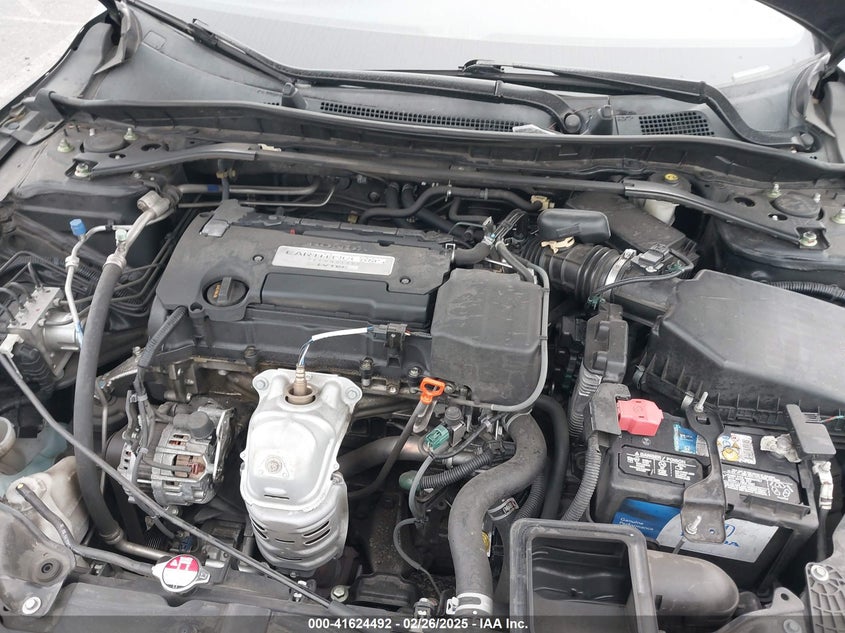 2015 HONDA ACCORD VIN: 1HGCR2F52FA078320