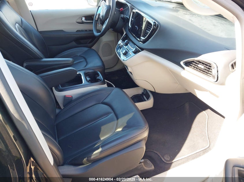 2023 CHRYSLER PACIFICA TOURING L - 2C4RC1BG0PR596354