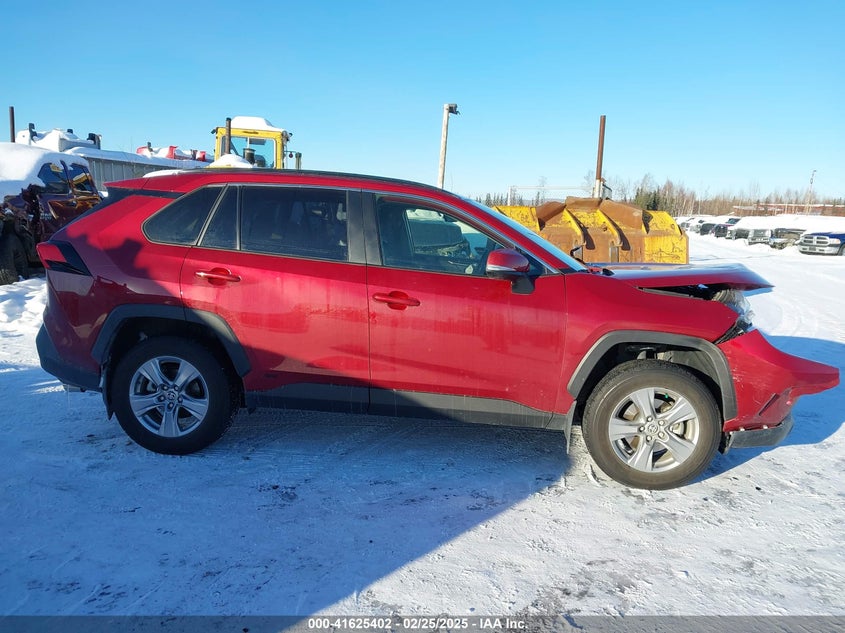 2022 TOYOTA RAV4 HYBRID LE - JTMMWRFV1ND147810