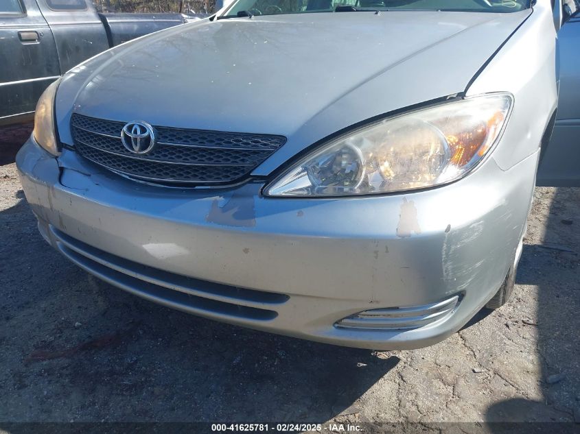 2004 Toyota Camry Le VIN: 4T1BE32K14U323638 Lot: 41625781