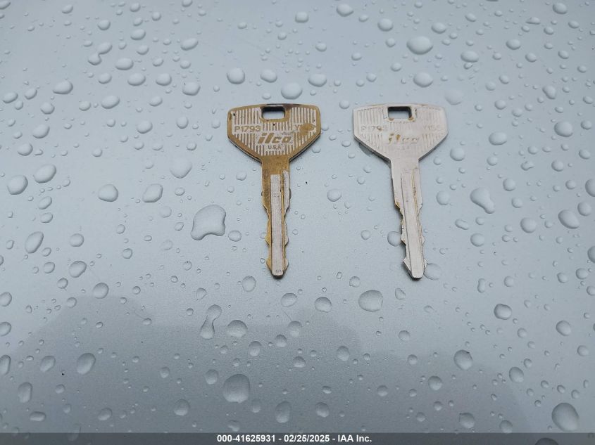 1993 Jeep Cherokee Country VIN: 1J4FJ78S8PL541841 Lot: 41625931