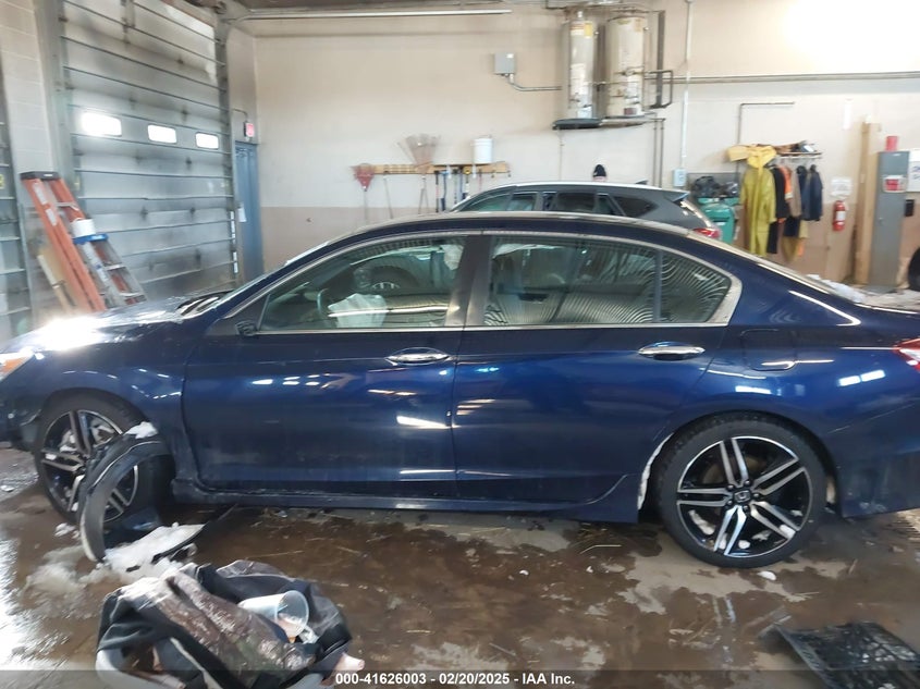 2017 HONDA ACCORD VIN: 1HGCR2F60HA219123