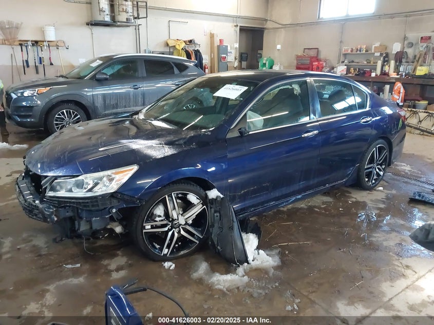 2017 HONDA ACCORD VIN: 1HGCR2F60HA219123