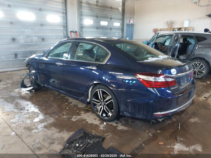 2017 HONDA ACCORD VIN: 1HGCR2F60HA219123
