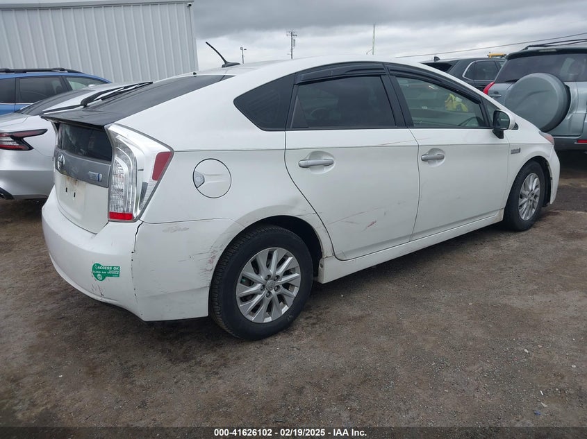 2014 TOYOTA PRIUS PLUG-IN VIN: JTDKN3DP7E3055943