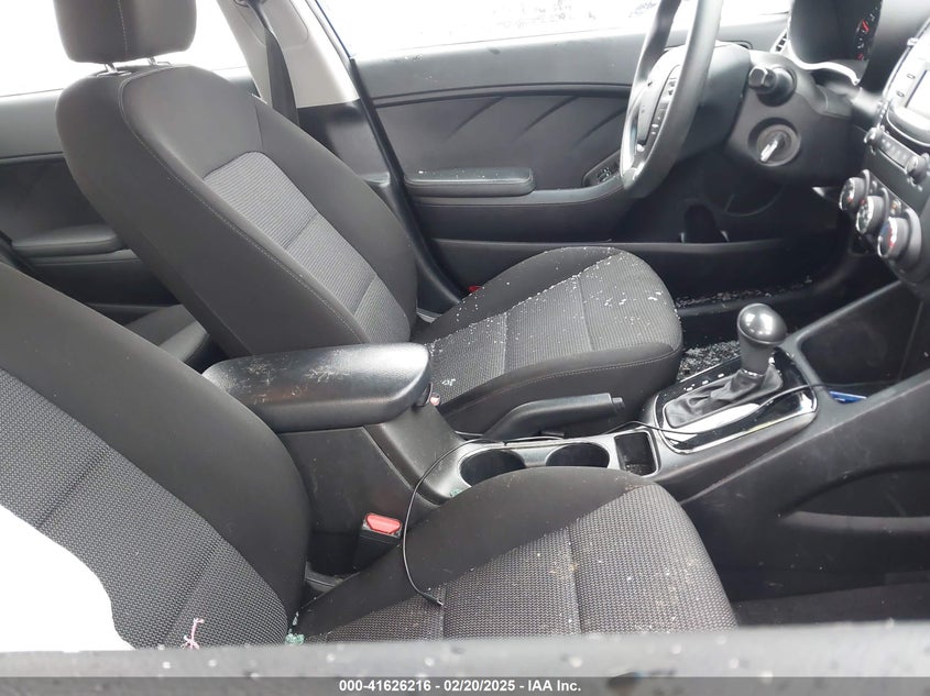 2017 KIA FORTE LX - 3KPFK4A76HE153749