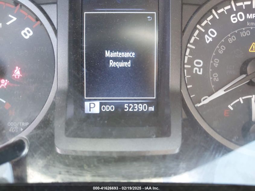 2019 Toyota Tacoma Trd Sport VIN: 5TFSZ5AN2KX165614 Lot: 41626693