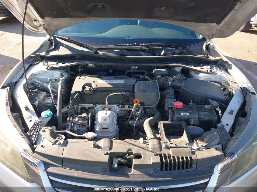 2015 HONDA ACCORD VIN: 1HGCR2F78FA012100