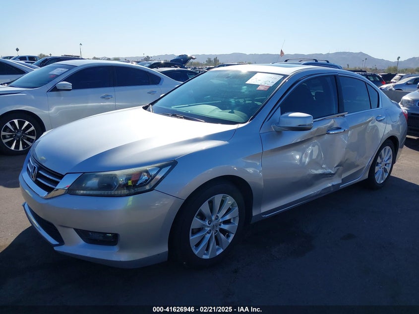 2015 HONDA ACCORD VIN: 1HGCR2F78FA012100