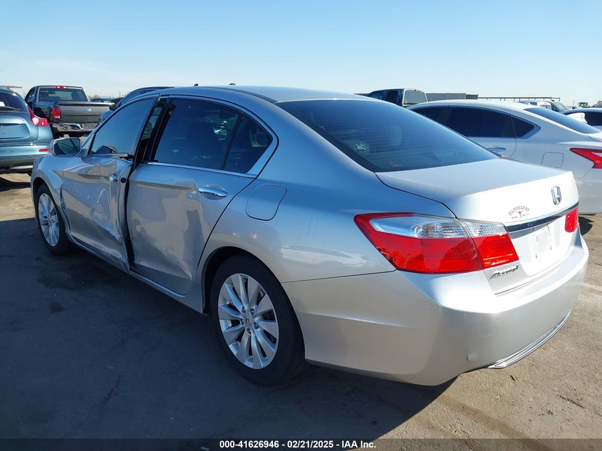 2015 HONDA ACCORD VIN: 1HGCR2F78FA012100