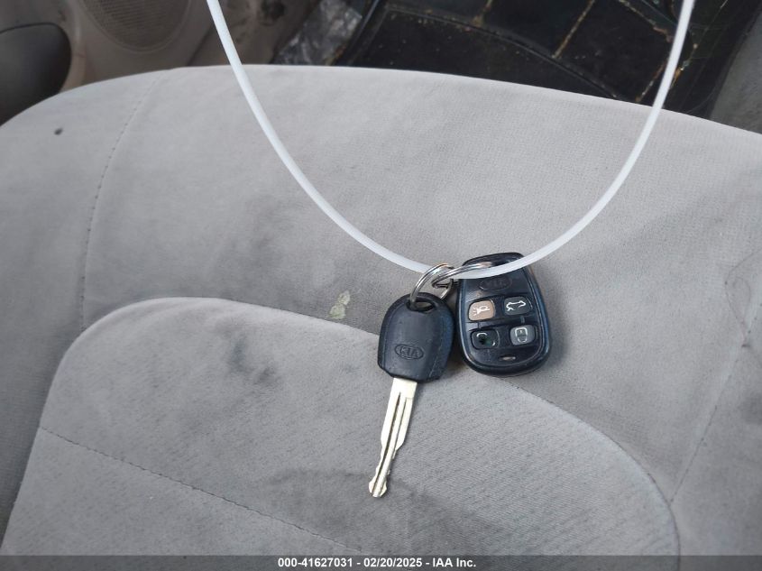 2004 Kia Spectra Ex/Lx VIN: KNAFE122145013930 Lot: 41627031