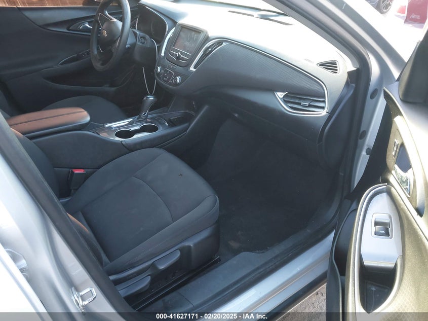2018 CHEVROLET MALIBU VIN: 1G1ZD5STXJF248666